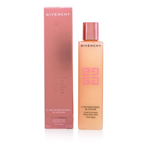 Givenchy L'intemporel Blossom Pearly Glow Lotion